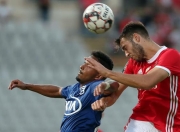 足协杯战况：本菲卡防线稳固，新疆男篮进攻受阻，文班亚马成最佳(本菲卡最新消息最新)