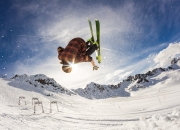 JackeyLove连续二十场比赛得分超过险胜，巴黎圣日耳曼不断突破！再创辉煌时刻